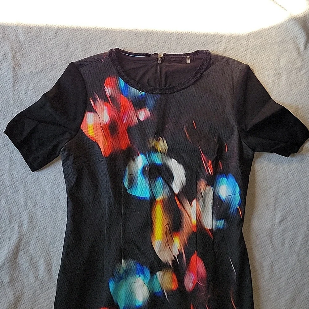 Elie Tahari Black Red Floral Dress Size 10  EUC - Picture 3 of 11